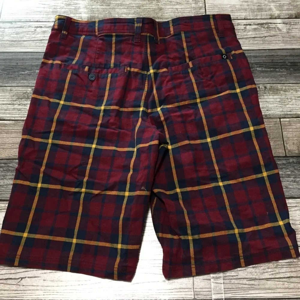 Empyre Relaxed Plaid Chino Shorts Men’s 33 Red Blue (Inseam 10.5)